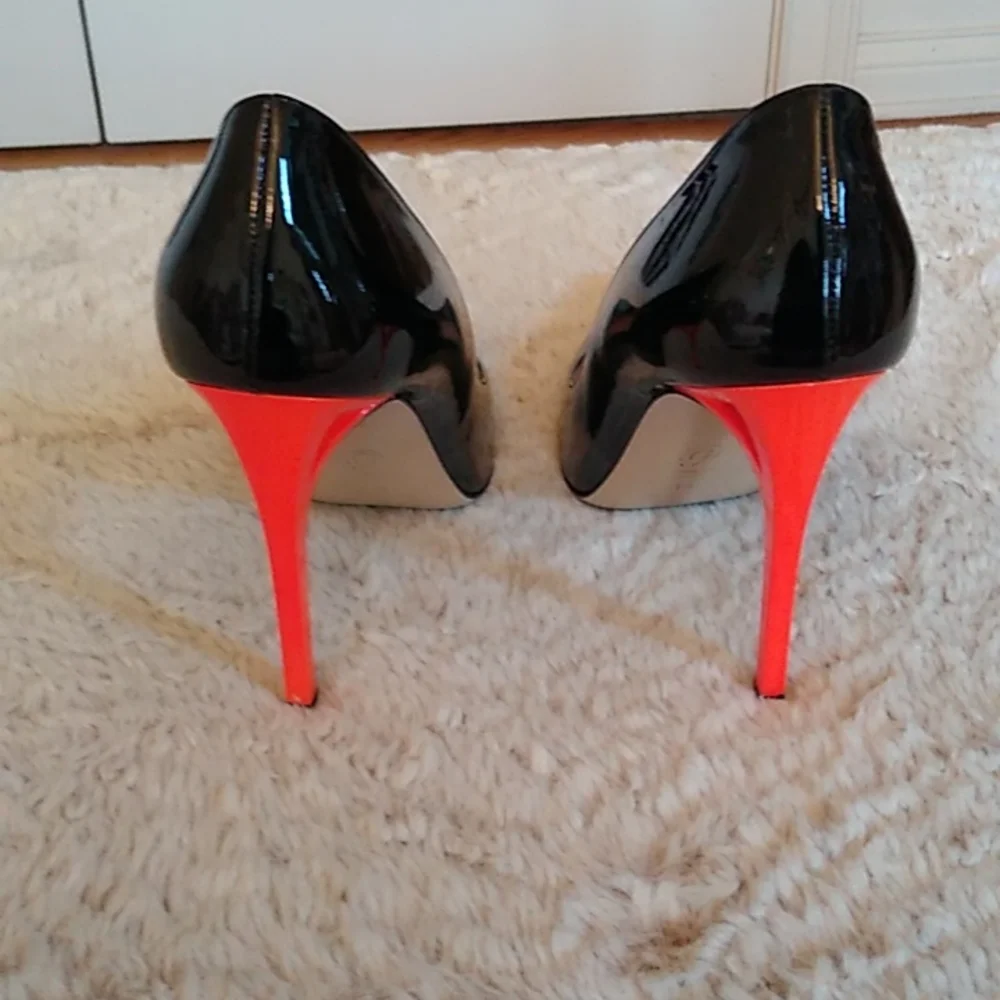 Amazing M. Gemi Stilettos - Picture 4 of 14